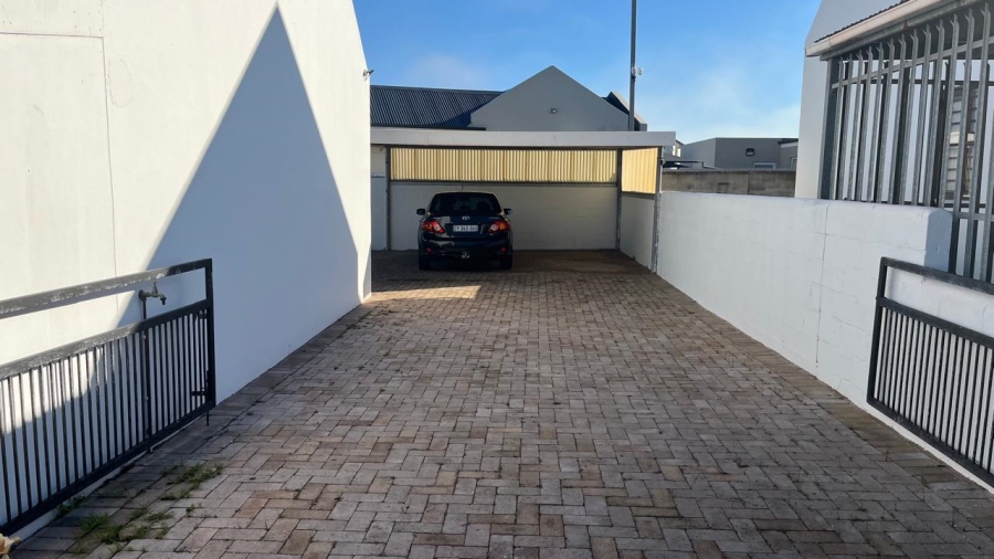 3 Bedroom Property for Sale in Langebaan North Western Cape